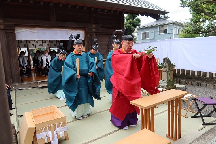 例祭 17日